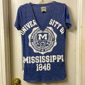 VS PINK super soft tshirt size Medium